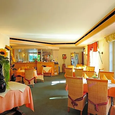 Pontivy Hotell 3*