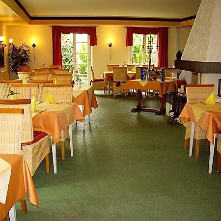 Pontivy Hotell 3*